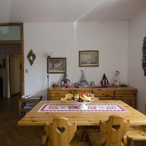 Accogliente In Corso Italia Cortina d'Ampezzo